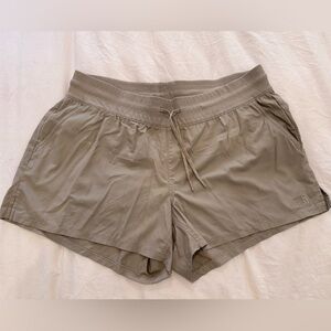 Women’s North face athletic shorts
